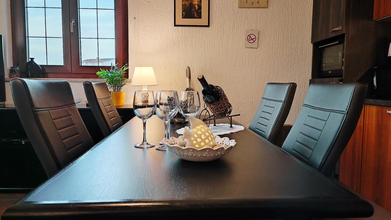 Apartman Ladybird Пула Екстериор снимка