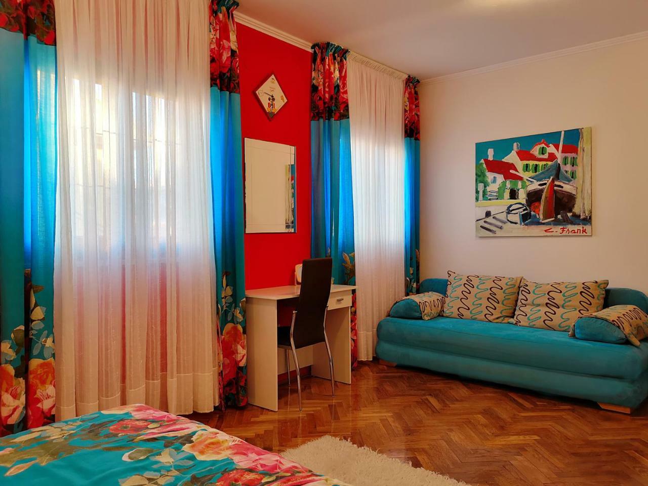 Apartman Ladybird Пула Екстериор снимка